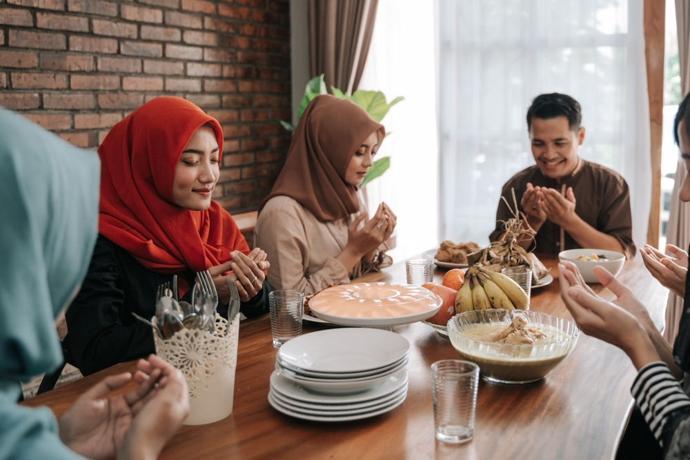 tips puasa ramadhan: makan makanan yang tinggi khasiat dan protein untuk kekal bertenaga sepanjang bulan puasa