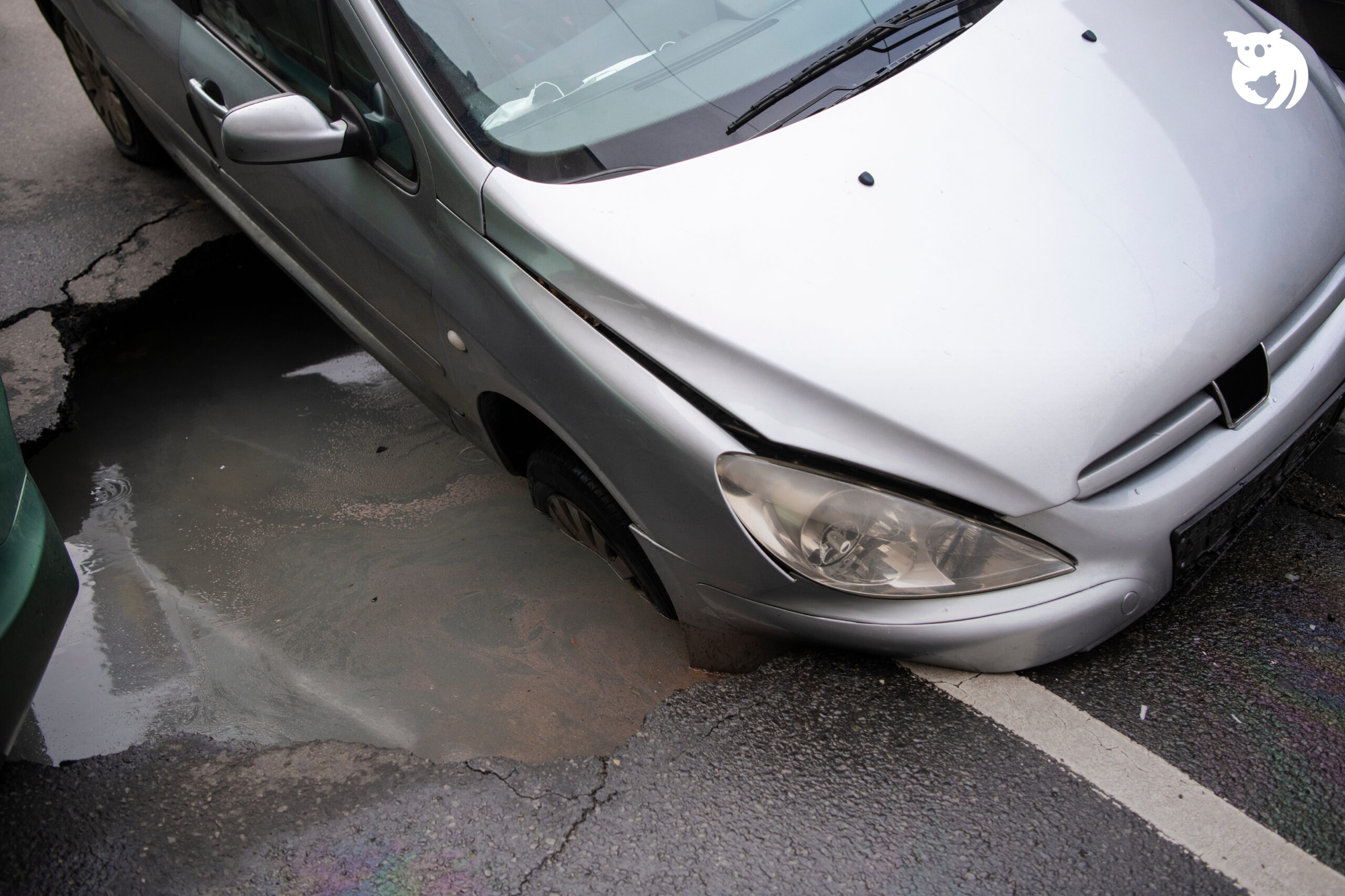 Bolehkah Claim Insurans Kereta Akibat Tanah Runtuh, Sinkhole?